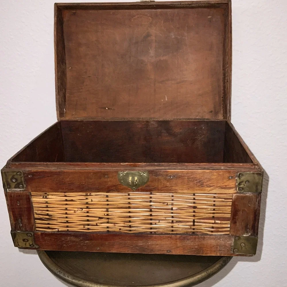 Accent this vintage